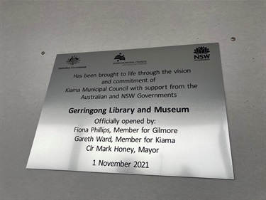 Gerringong Library plaque