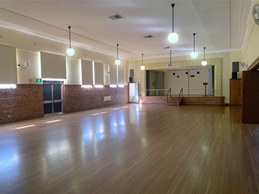 Gerringong Townhall empty