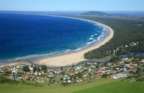Aerial photo of Seven Mile Beach
